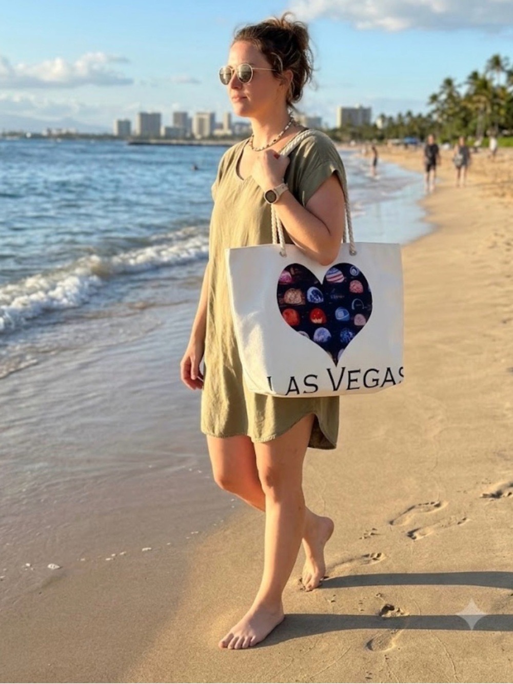 Las Vegas Heart Graphic Canvas Tote